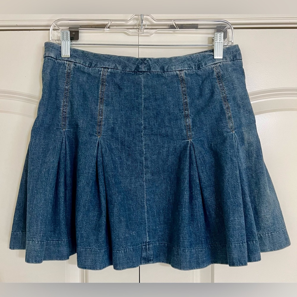 Vintage Gap Denim Pleated Skirt - Medium Blue - Size 6 - Picture 4 of 11